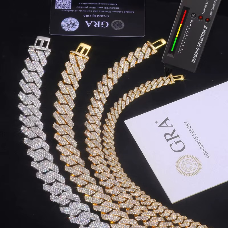 VVS1 Moissanite Cuban Link Chain | Iced-Out | GRA Certified