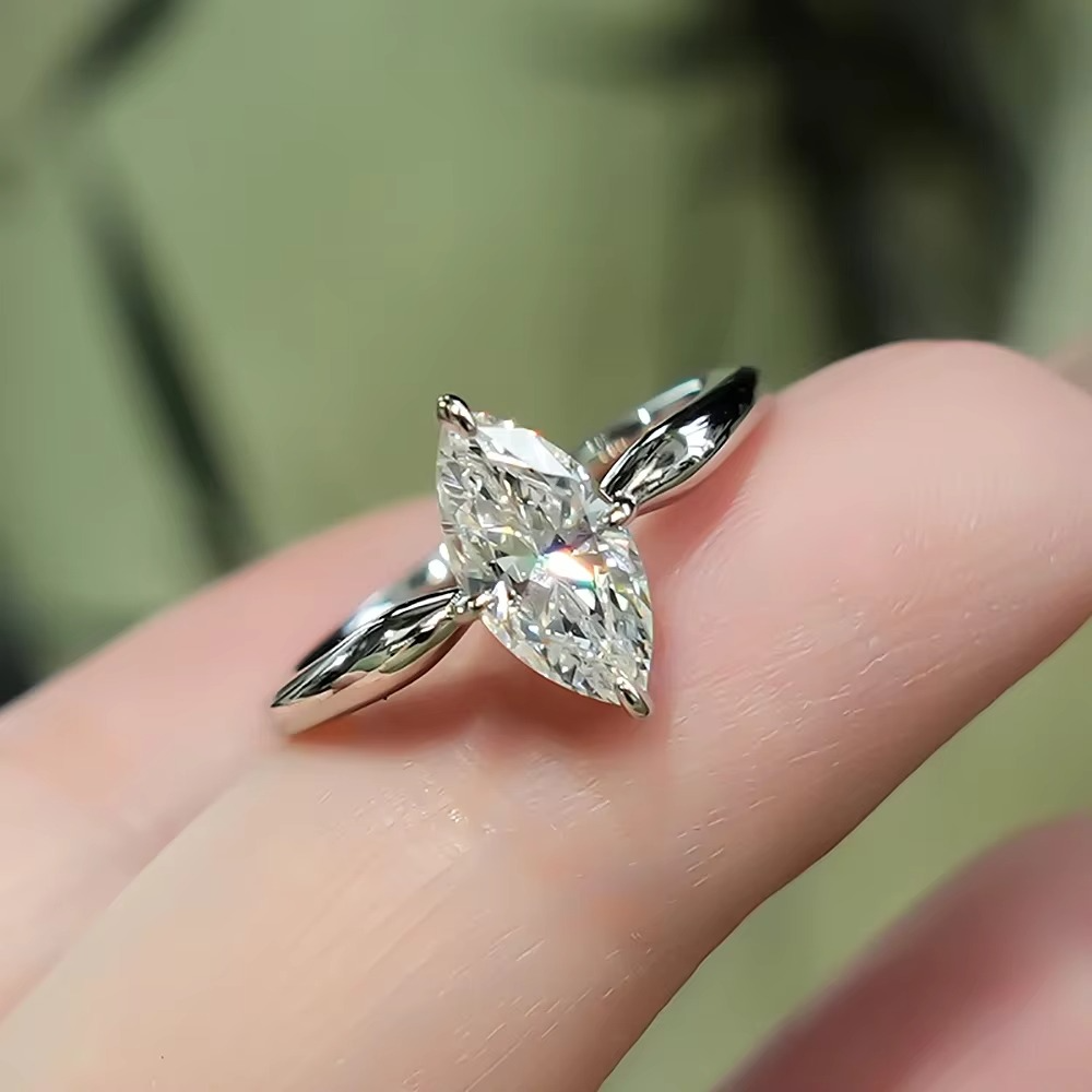 Celestia™ Oval Cut 2CT Moissanite Ring | Sterling Silver