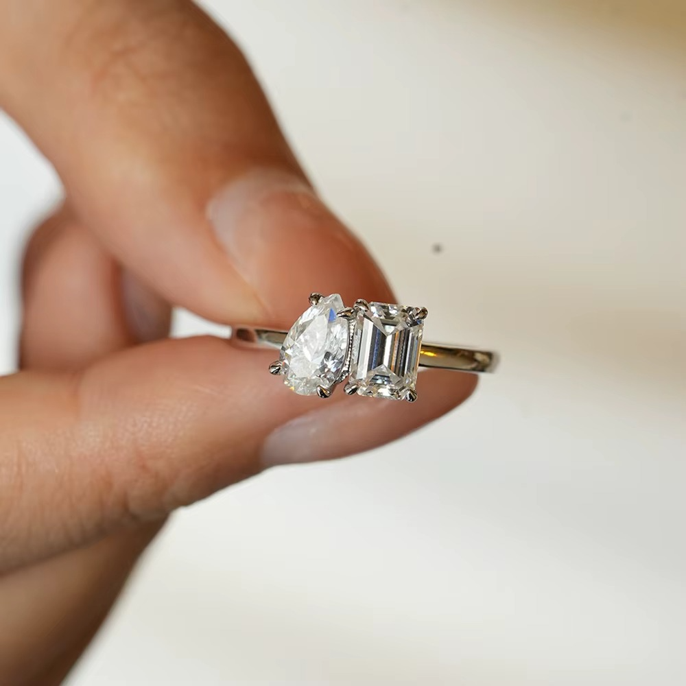 Aurum Duo | Emerald & Pear Cut Moissanite Rings in S925 Silver