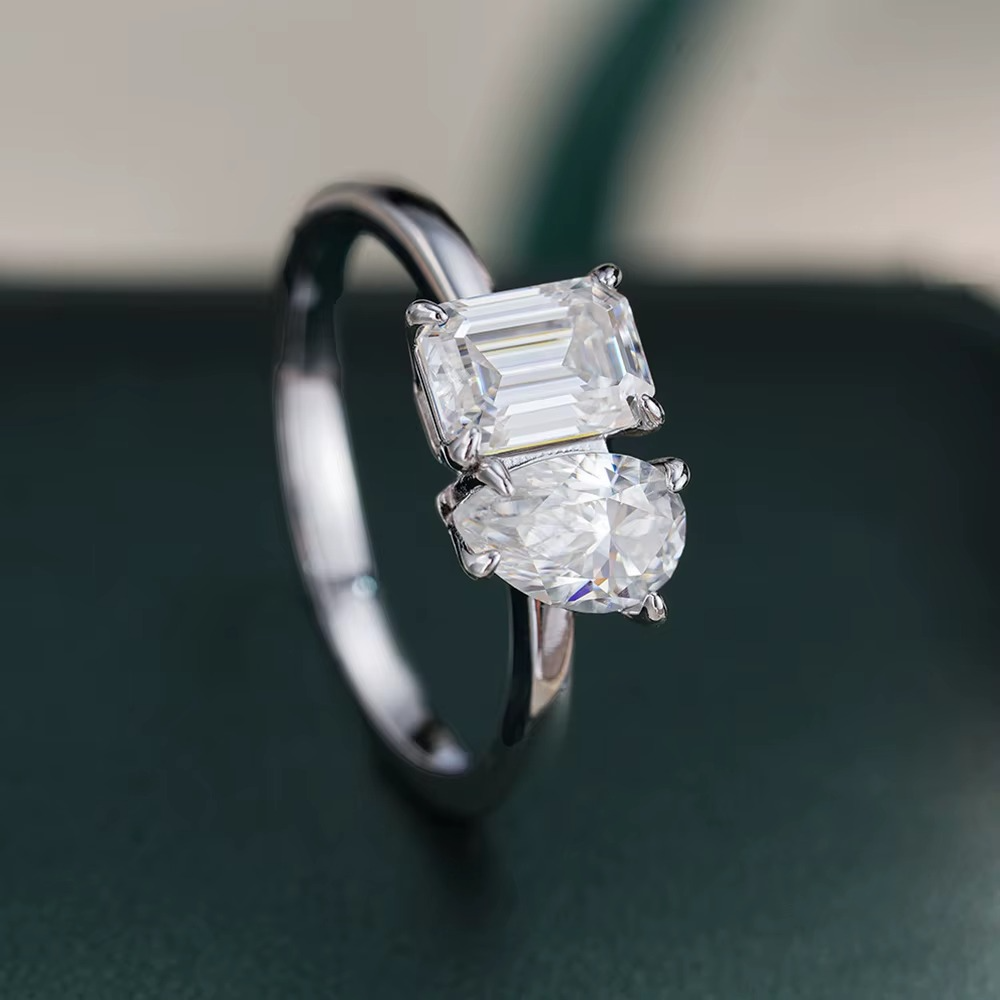 Aurum Duo | Emerald & Pear Cut Moissanite Rings in S925 Silver